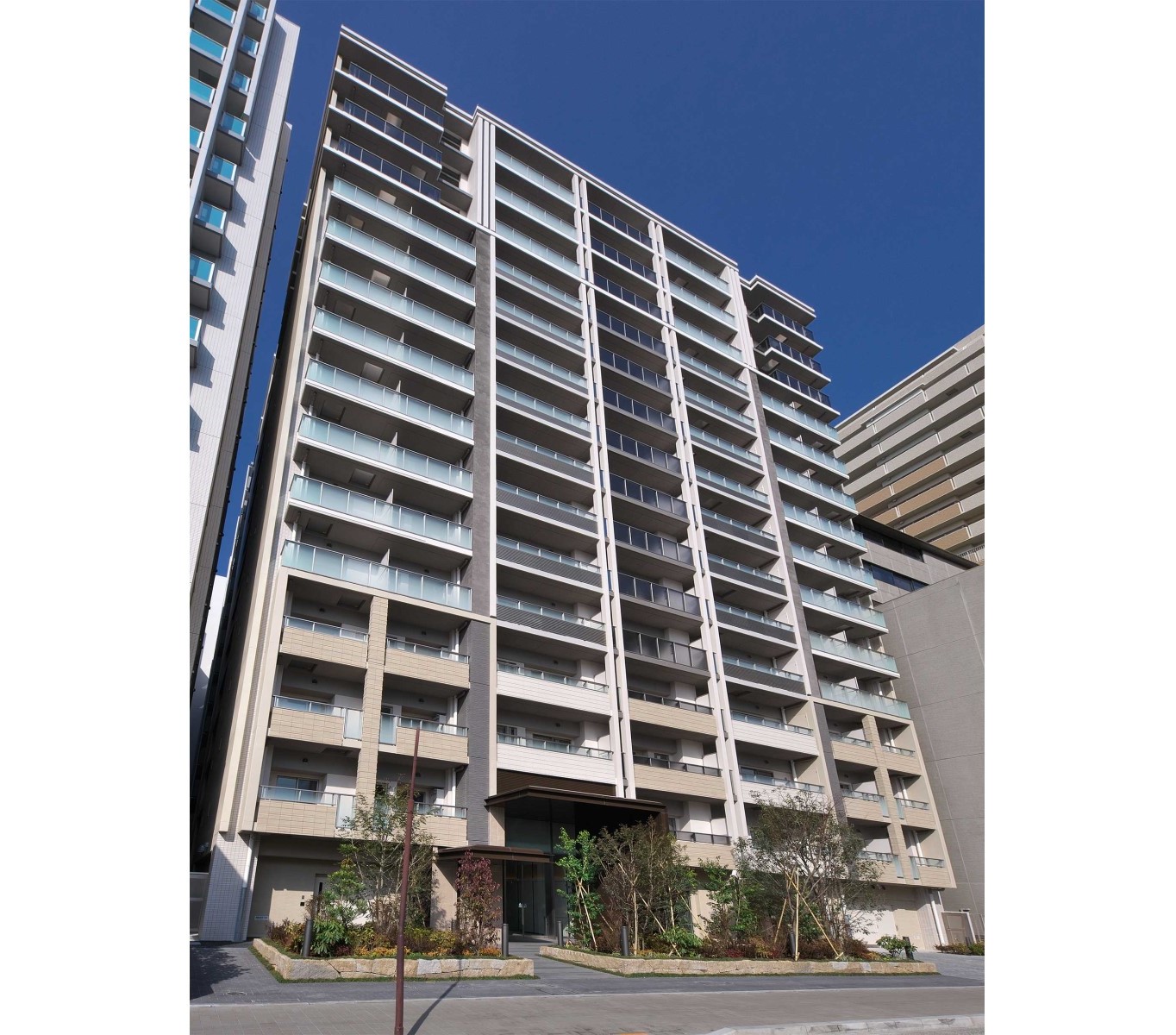 プレミスト江坂の外観